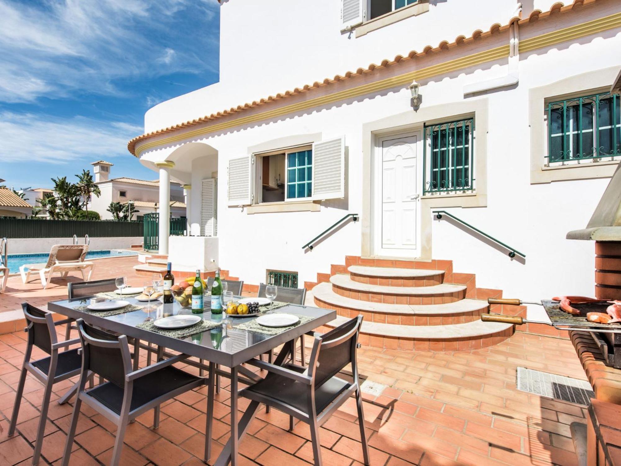 Nanna By Interhome * Albufeira
